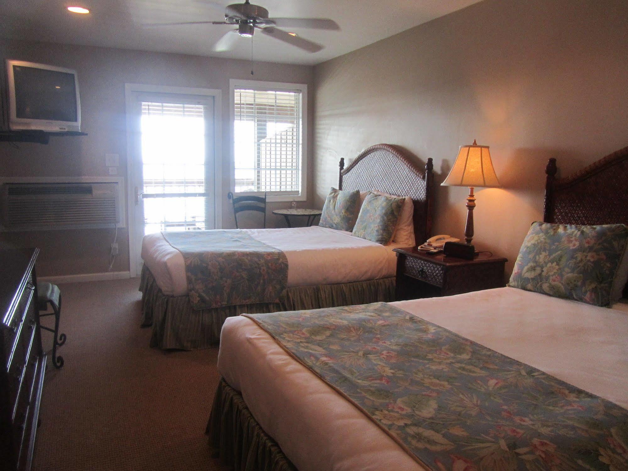 Breakwater Inn Hatteras Eksteriør billede