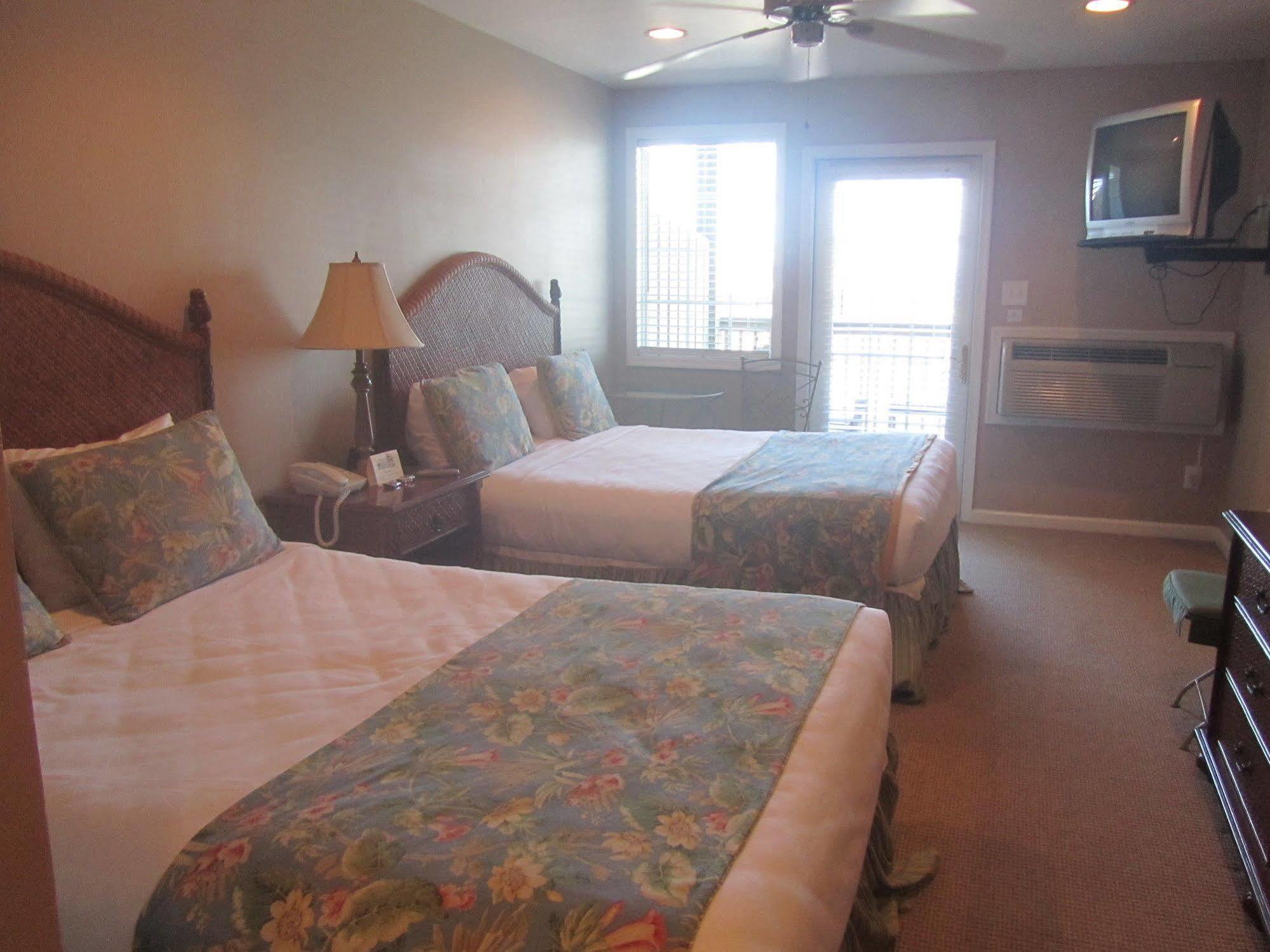 Breakwater Inn Hatteras Eksteriør billede